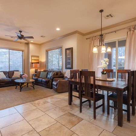 D5-Coral Springs Poolside-Ground Floor 3-Bedroom Hillside View Hurricane Ruang foto